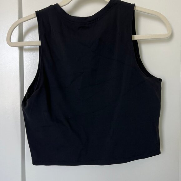 NATURAL FEELINGS- Black Yoga Tank Top w/ Built in Bra- LARGE - Picture 2 of 3